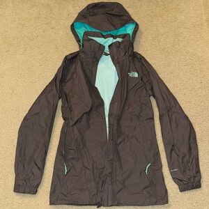 WOMENS NORTHFACE RAINJACKET, SIZE XS